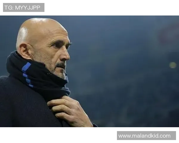 斯帕莱蒂的“五千万”账本:伊尔迪兹与奥蓬达的绿茵博弈,一场关乎未来与荣耀的抉择